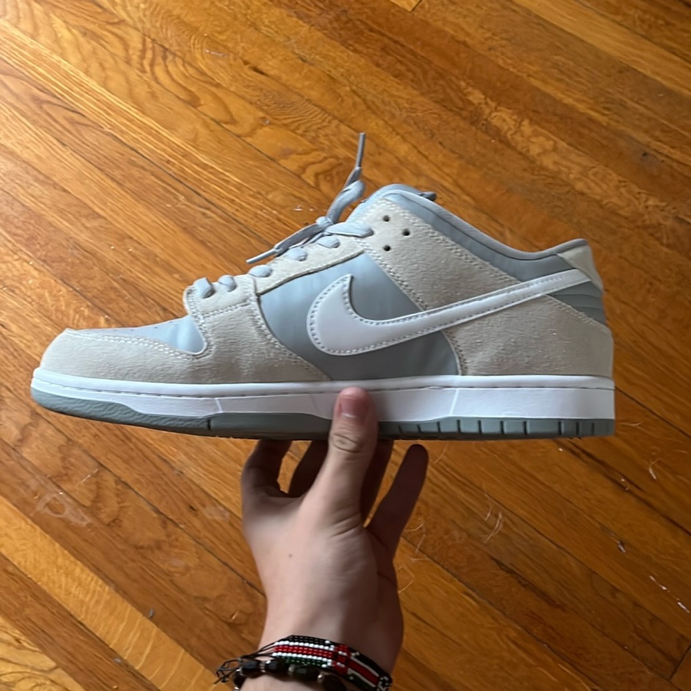 nike dunk low sb grey